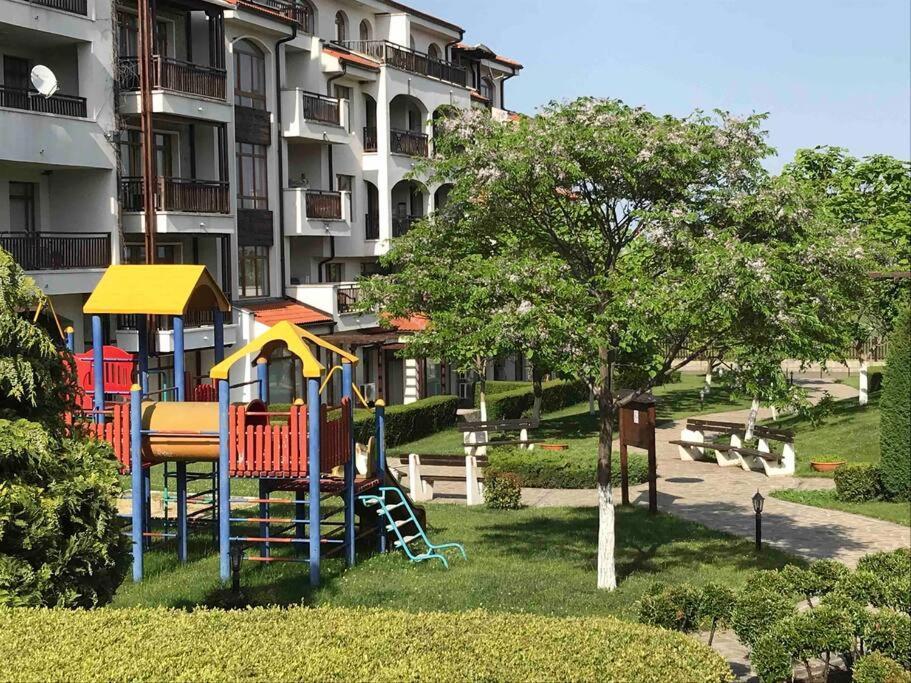 Lovely Apartment In Peaceful Family Spa Resort Near To Nesebar Kableshkovo  Exterior foto